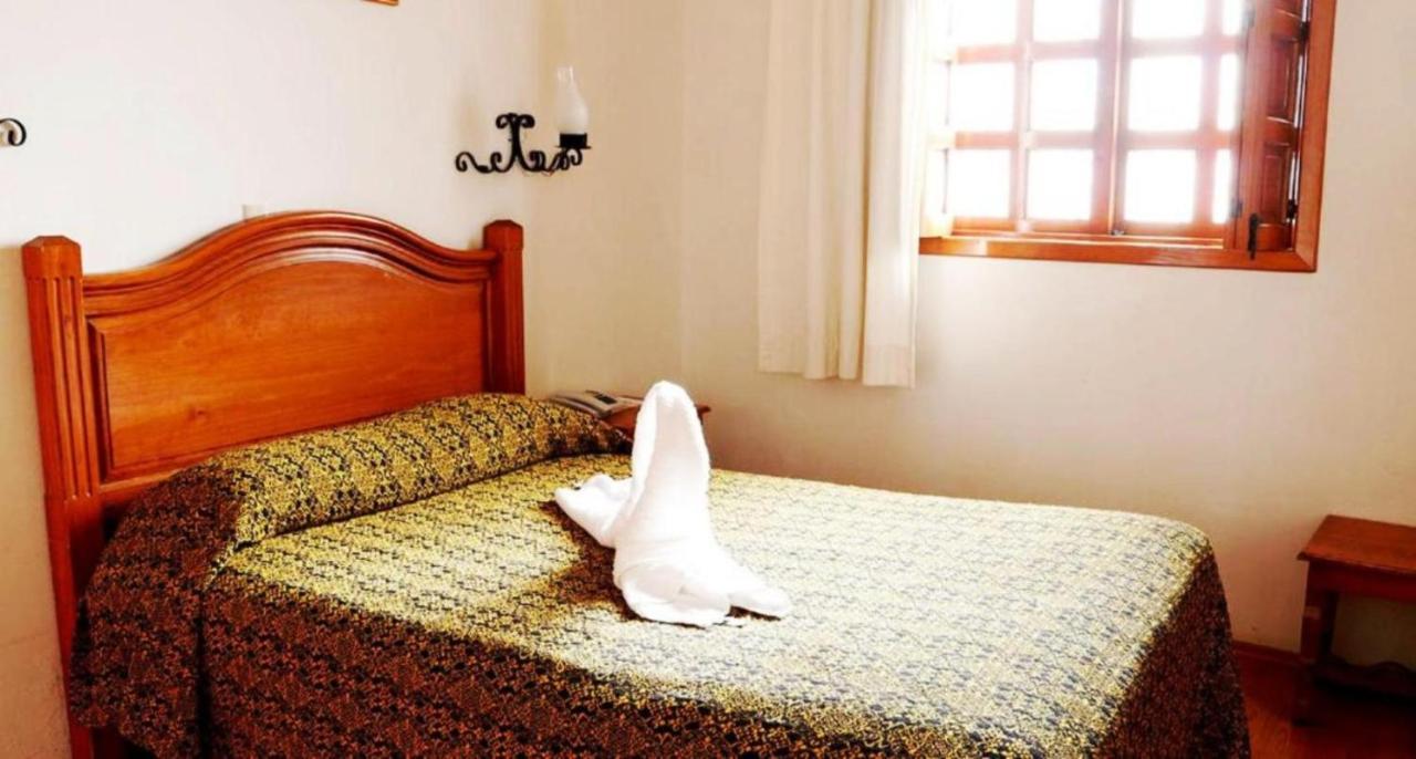 Hotel Don Quijote San Cristóbal de Las Casas Eksteriør bilde