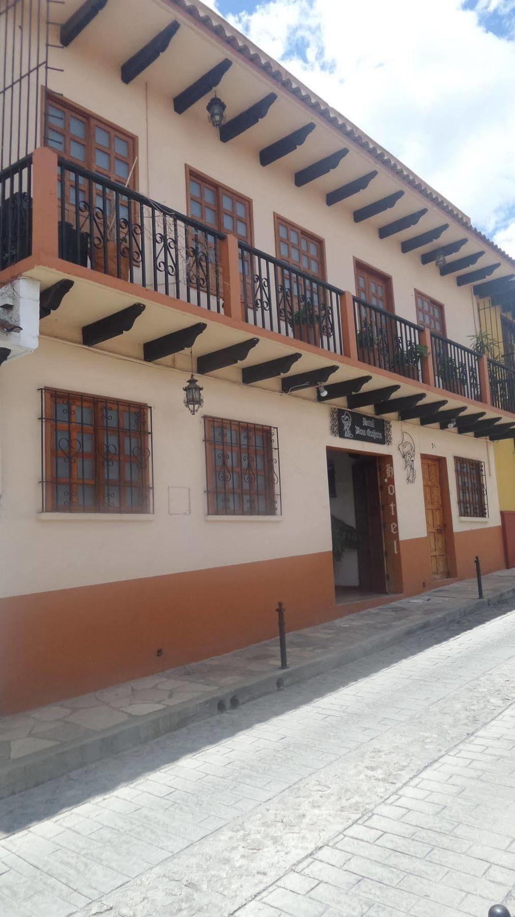 Hotel Don Quijote San Cristóbal de Las Casas Eksteriør bilde